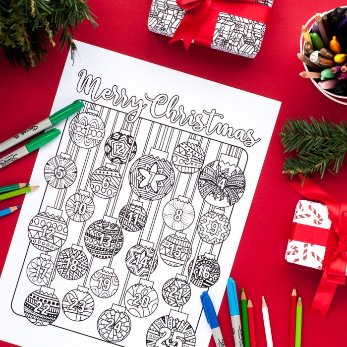 Coloring page advent calendar - A no-sugar advent calendar alternative for Christmas! | Find more Christmas printable activities and coloring pages at www.sarahrenaeclark.com/christmas