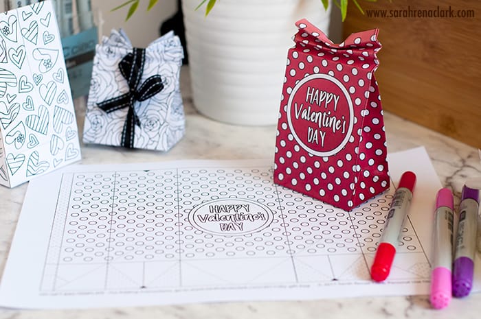 Free Printable Valentine's Wrapping Paper » Lovely Indeed