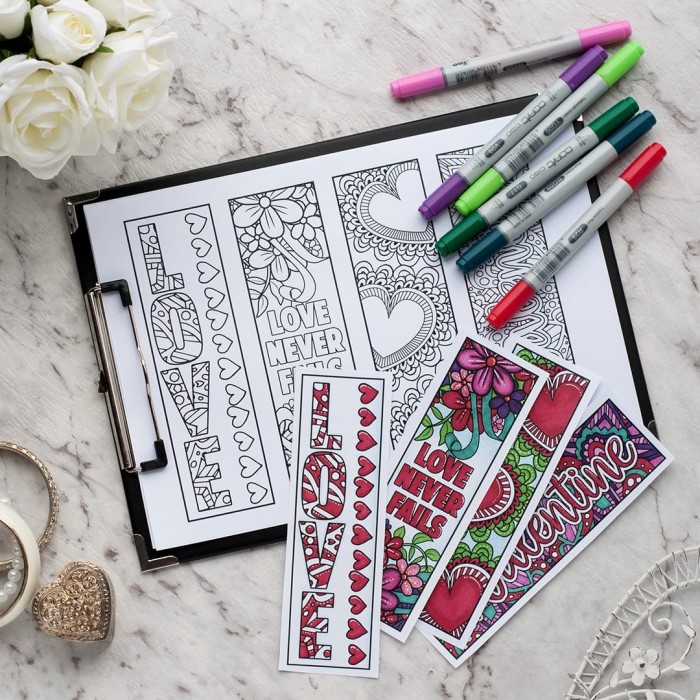Valentine’s Day Printable Bookmarks| Find more Valentine’s coloring page craft templates at www.sarahrenaeclark.com | Valentine's Day Craft, DIY Valentine's Day, Valentine’s Day activity, DIY craft, free craft template, printable coloring pages