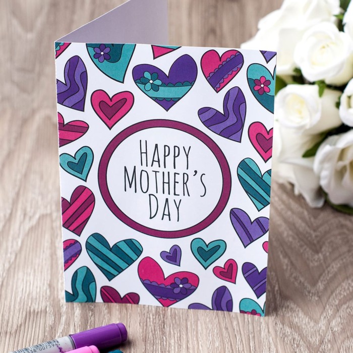 https://sarahrenaeclark.com/wp-content/uploads/2017/04/Mothers-Day-Card-Template-02-700x700.jpg