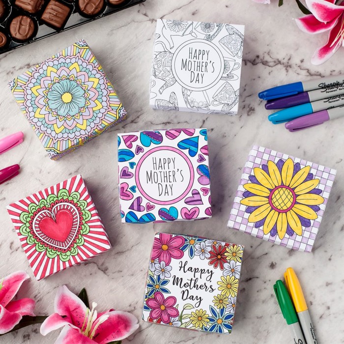 Make a paper gift box for Mother’s Day with this template and video tutorial by Sarah Renae Clark. There are 6 different designs to color in! What a great DIY Mother’s Day gift| Find more Mother’s Day printables and coloring pages at https://sarahrenaeclark.com/shop/cat/seasonal/mothers-day/