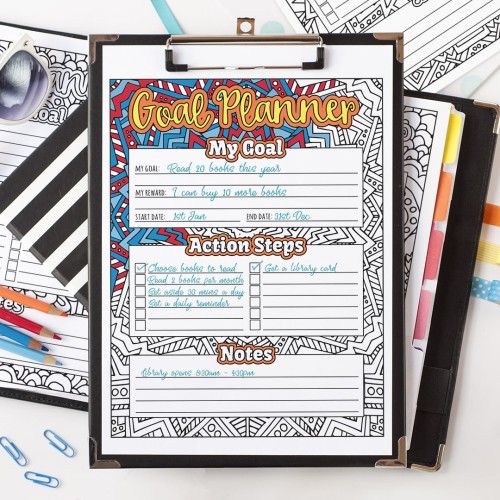 Goal planner printable - set achievable goals with a reward, deadline and action steps in this easy goal setting worksheet! Find more coloring planner templates at www.sarahrenaeclark.com #printable #goals #planners