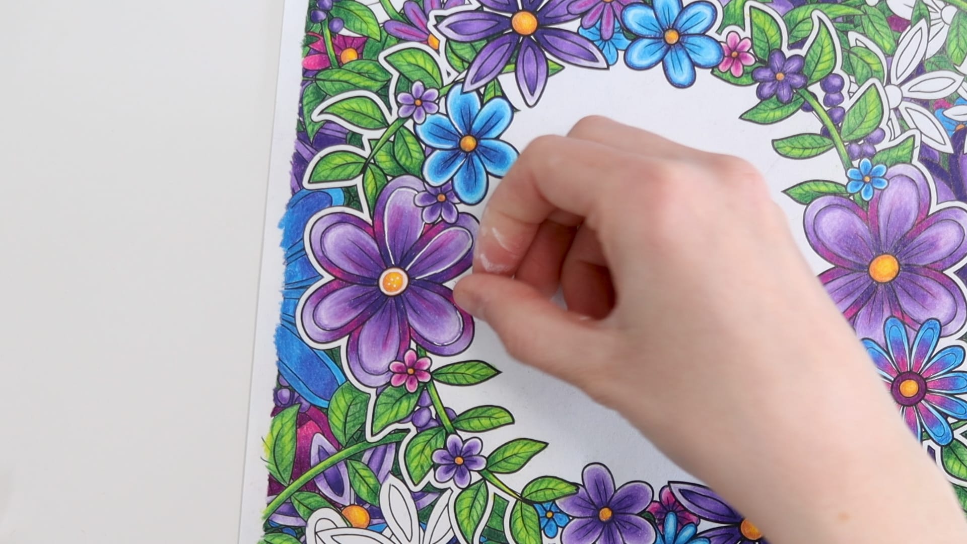 How to Use White Pens (For Highlights, Art & More!)  White Pens: Part 3 -  Sarah Renae Clark - Coloring Book Artist and Designer