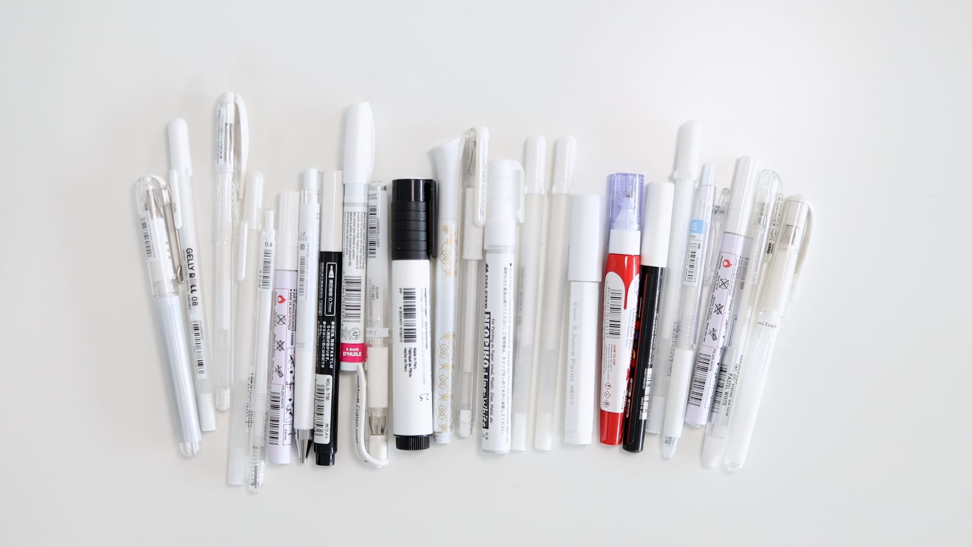 BEST & WORST WHITE PEN?! | Testing EVERY White Pen I could find! | Sakura,  Uni-Ball, Sharpie, etc - YouTube