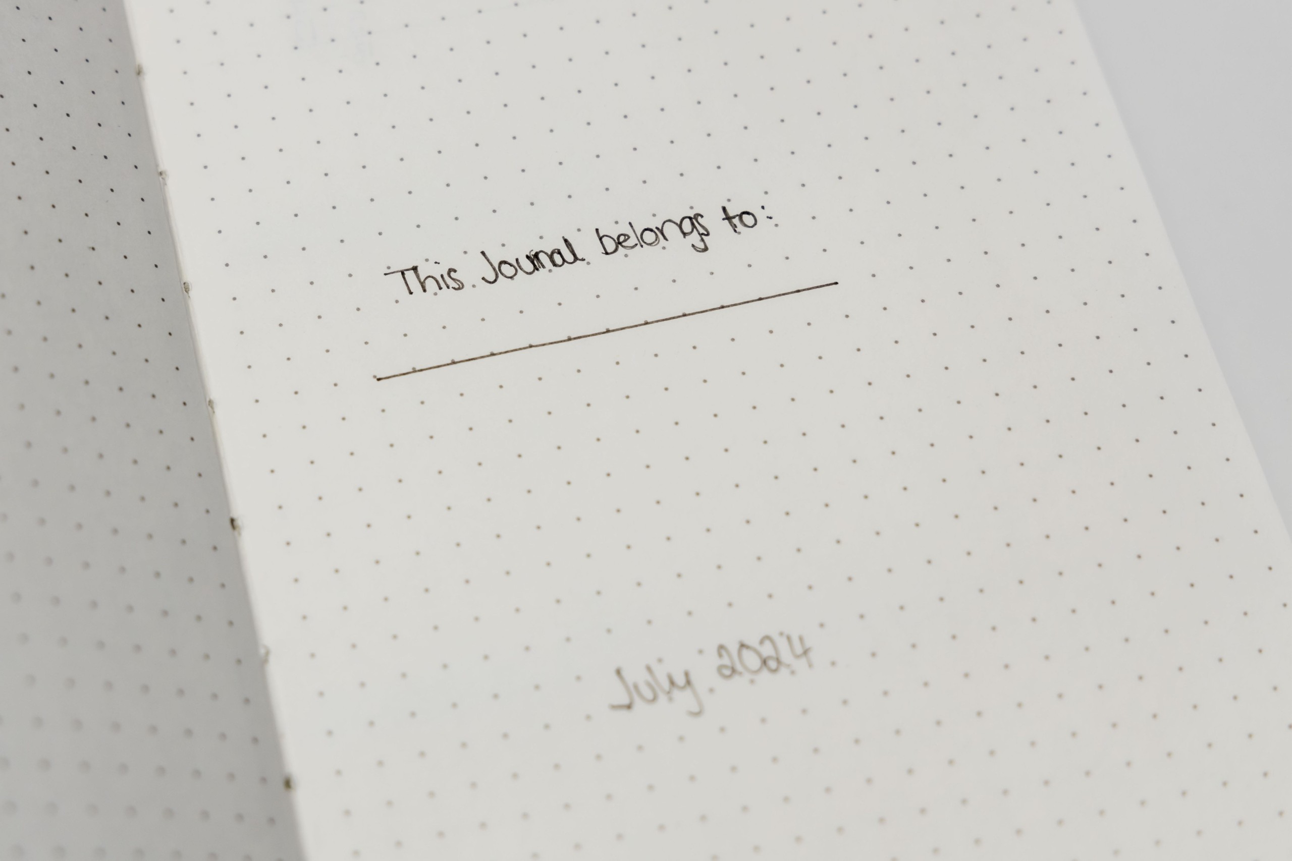 Dot Journalling - beginners guide to dot journalling.